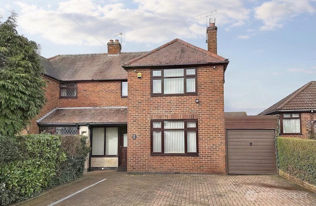 3-bed semi-detached on Bedworth Road, Bulkington, CV12 9LJ, £355,000