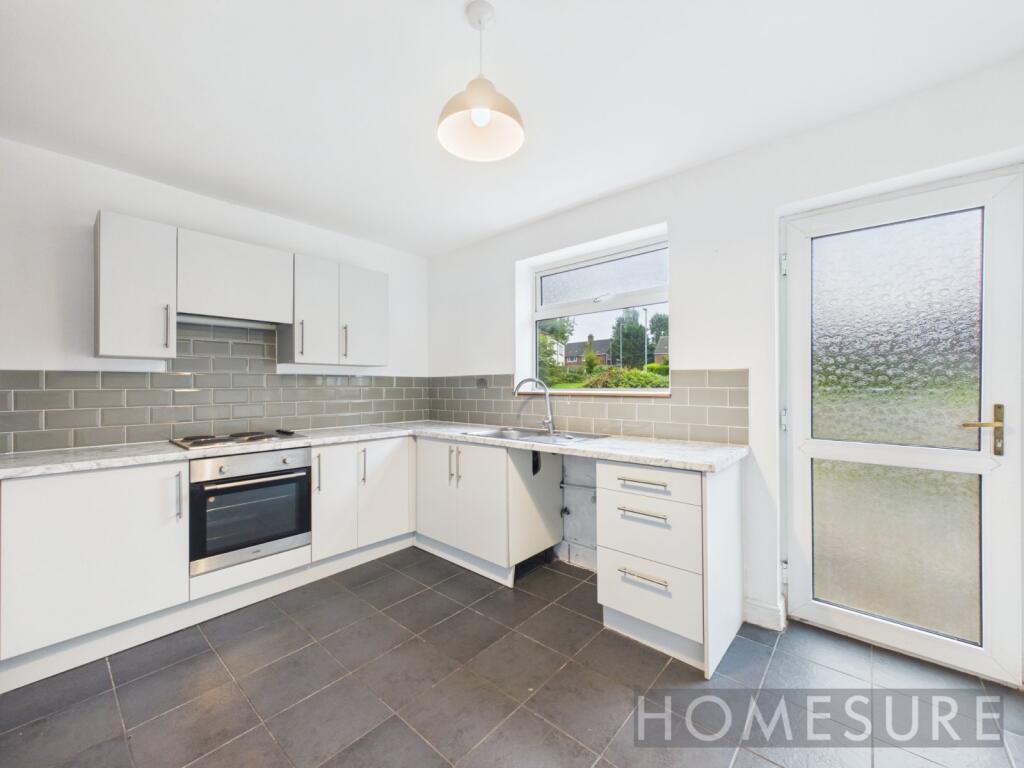House in Knowsley, Prescot - More