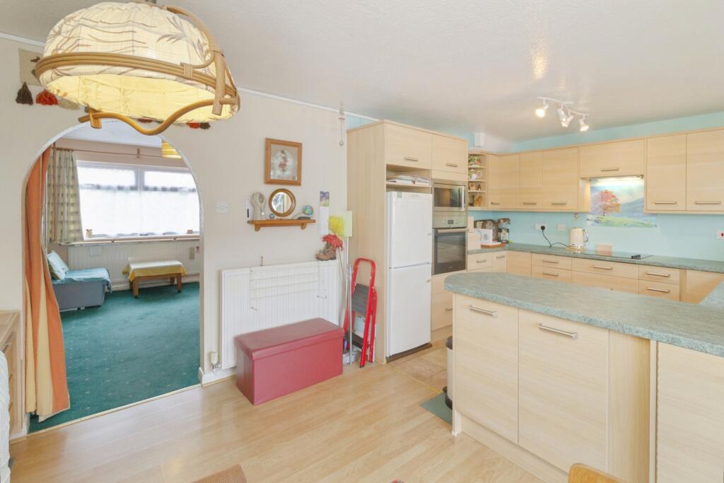 Somerfield Walk, Leicester, Leicestershire, LE4 photo 2