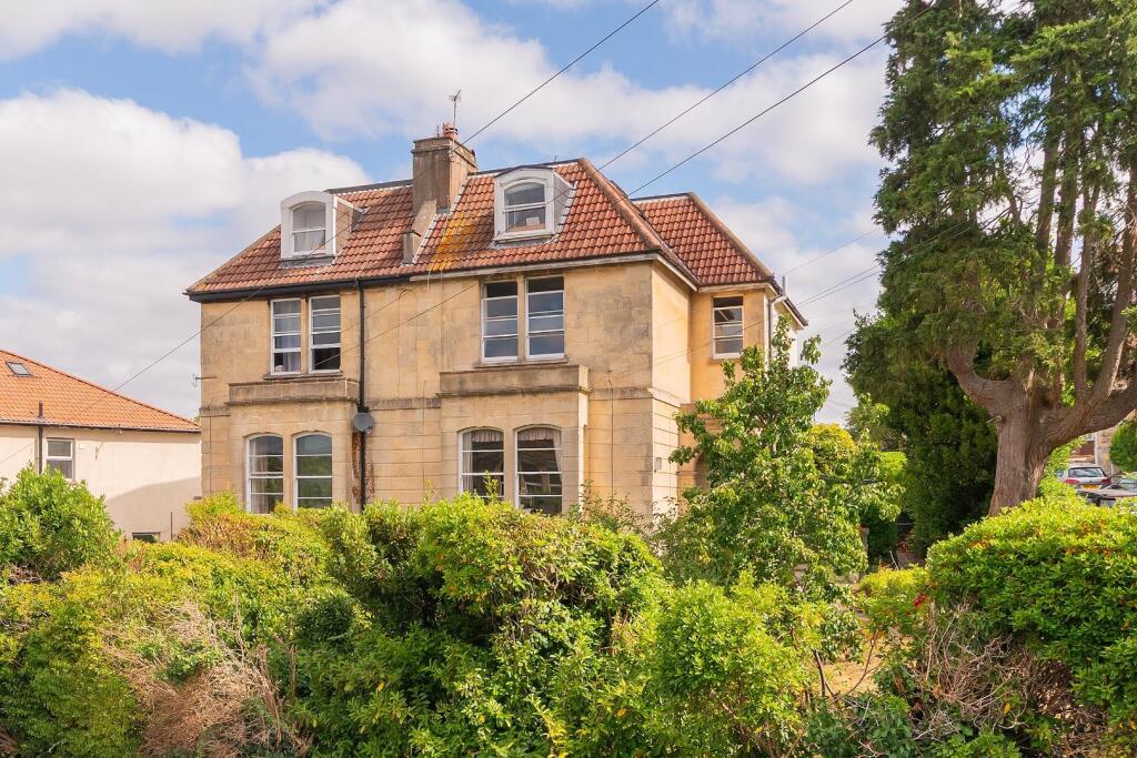 Belvoir Road, St Andrews photo 2