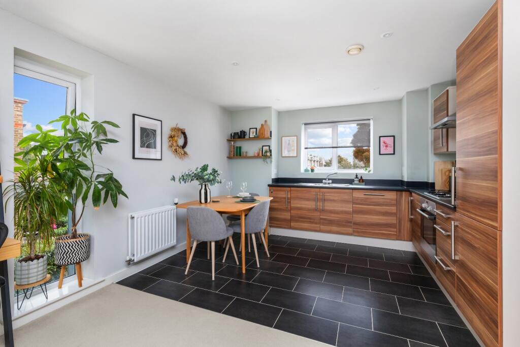 Apartment in Shoreham-By-Sea, Kingston Buci - View 5