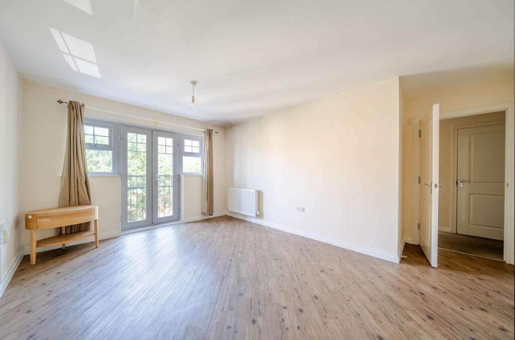Apartment in London - View 2