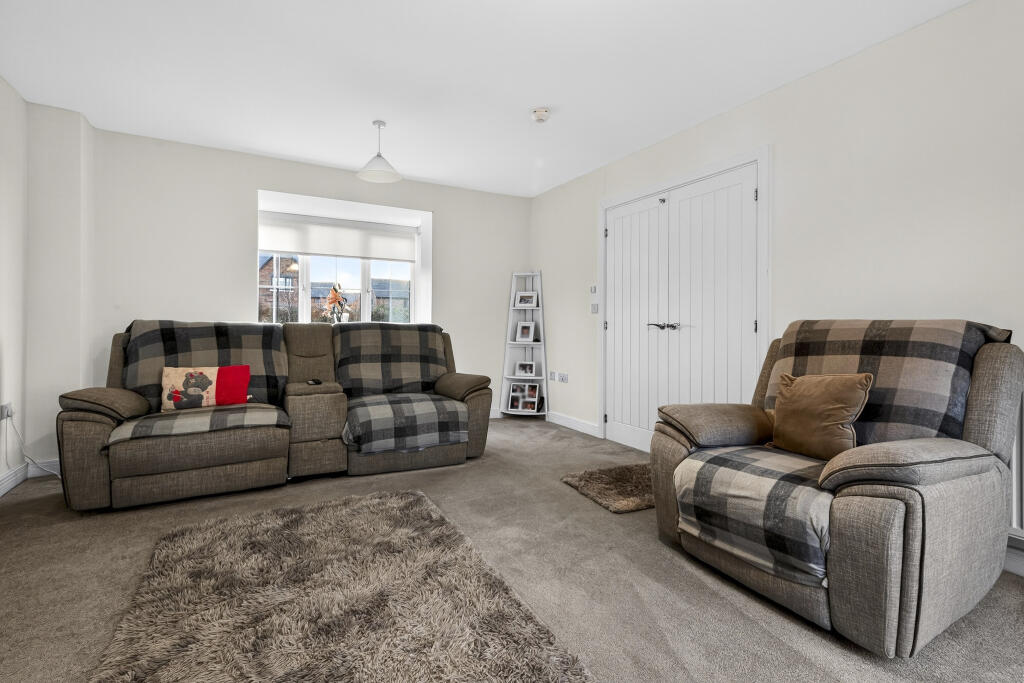 Peregrine Way, Newcastle upon Tyne, NE15 photo 4