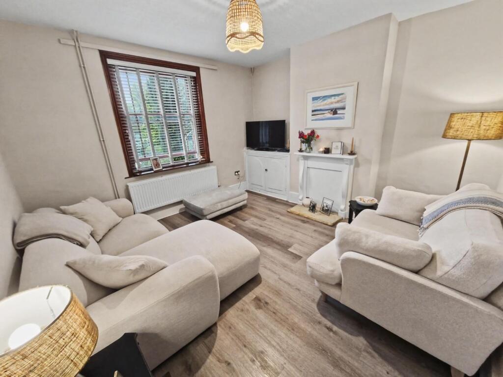House in Rugby, Clifton-upon-Dunsmore - View 2