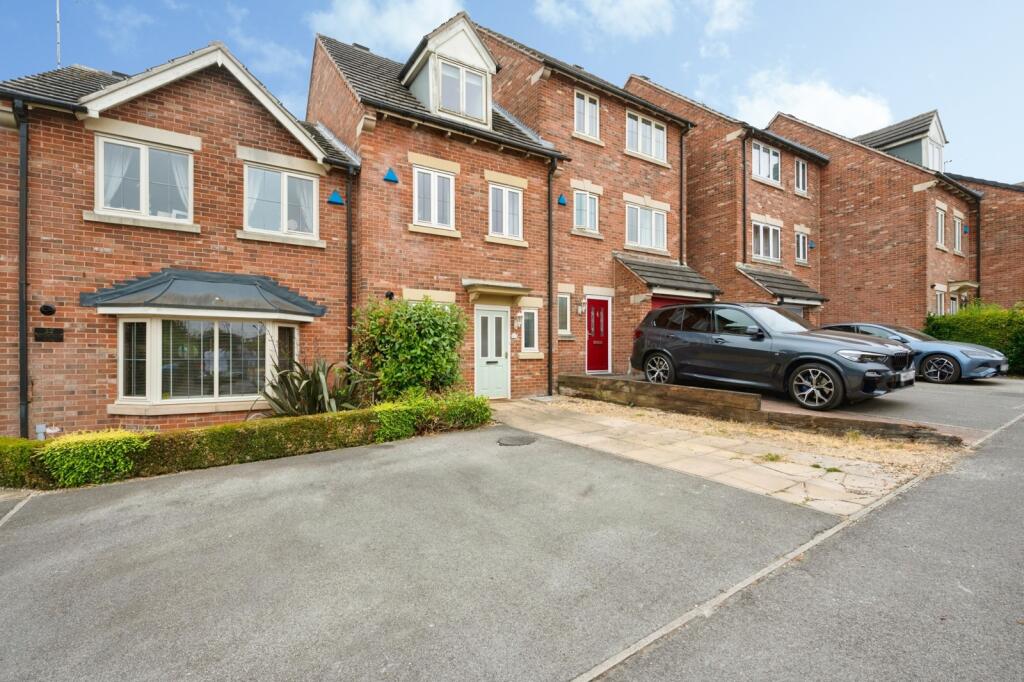 Main image of property: Butlerwood Close, Kirkby-in-Ashfield, Nottingham, Nottinghamshire, NG17