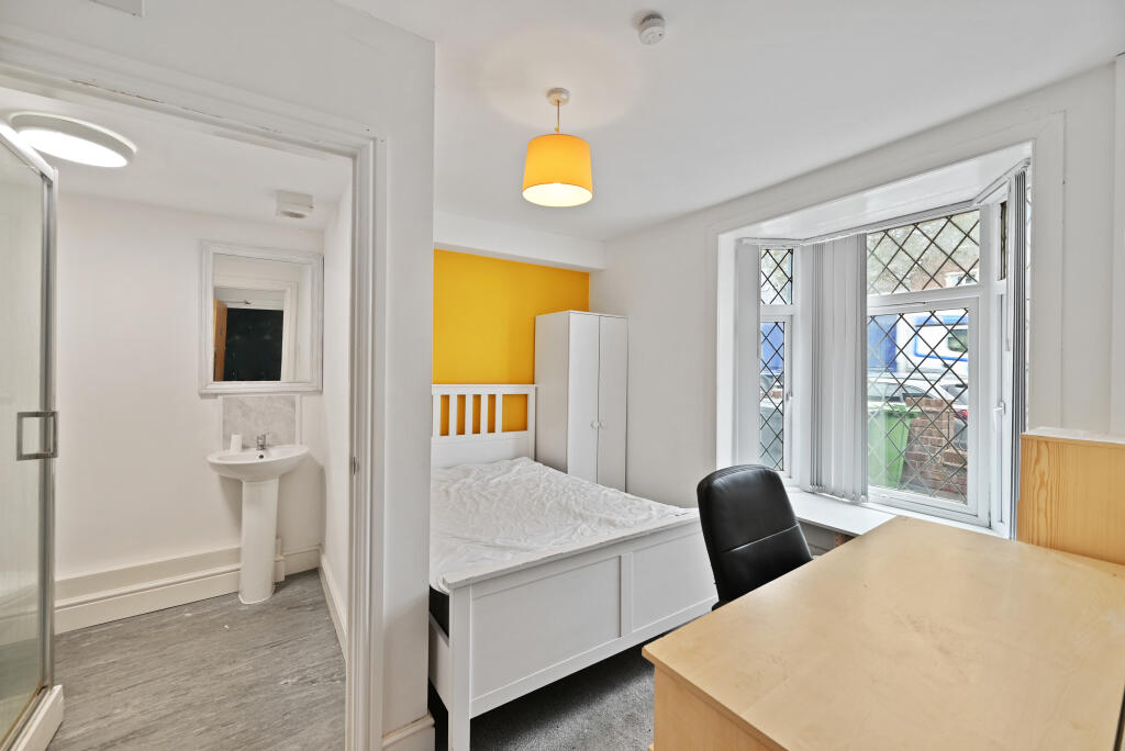 House in Warwick, Sydenham, Royal Leamington Spa - View 5