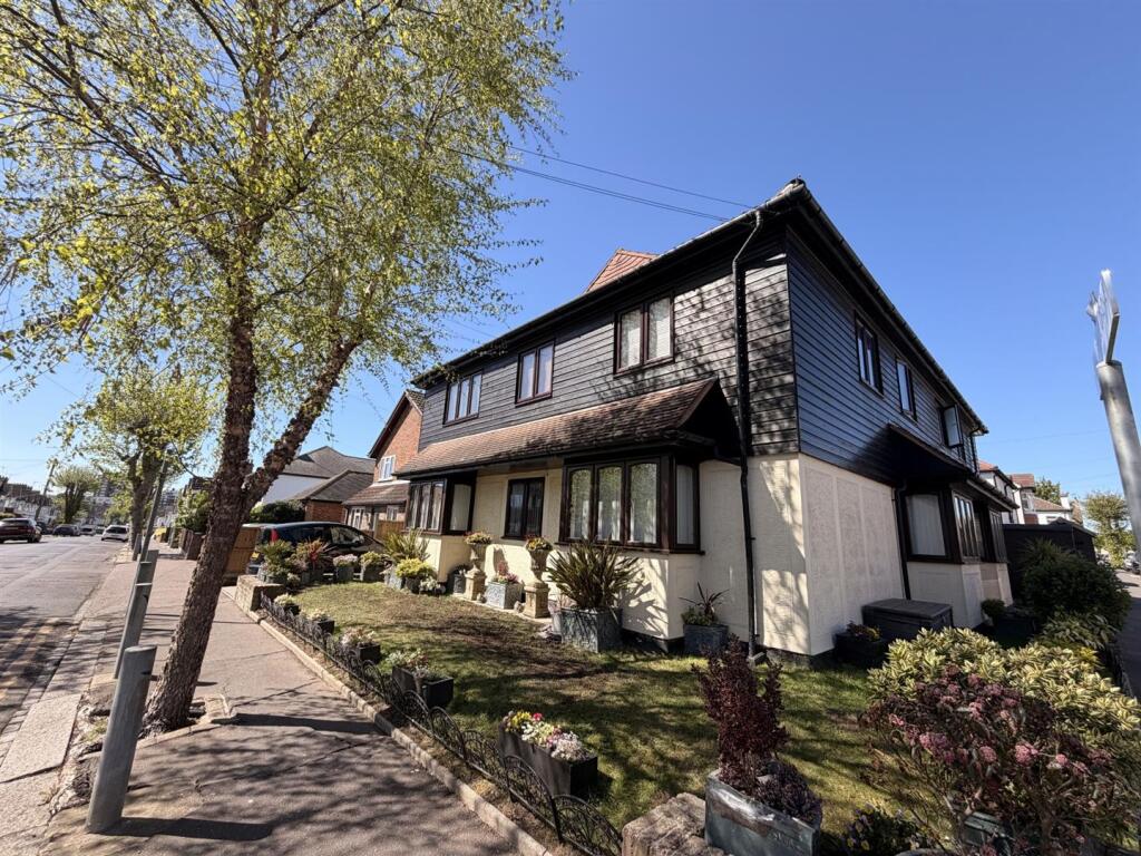 Main image of property: Ronald Hill Grove, Leigh-On-Sea
