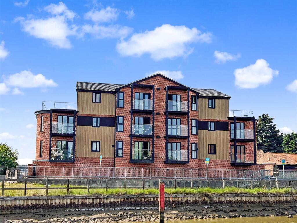 Main image of property: Sidegate Road, Runham Vauxhall