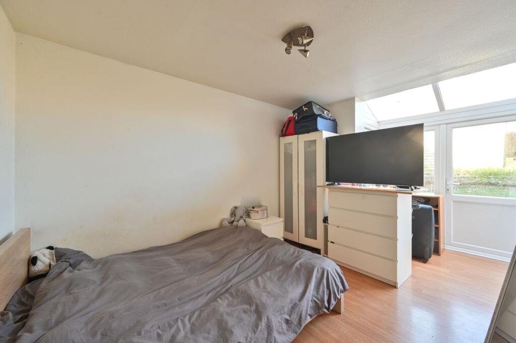 South Lambeth Road, Stockwell, London, SW8 - View 5