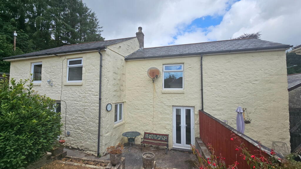 Main image of property: Carthew,St. Austell,PL26 8XG