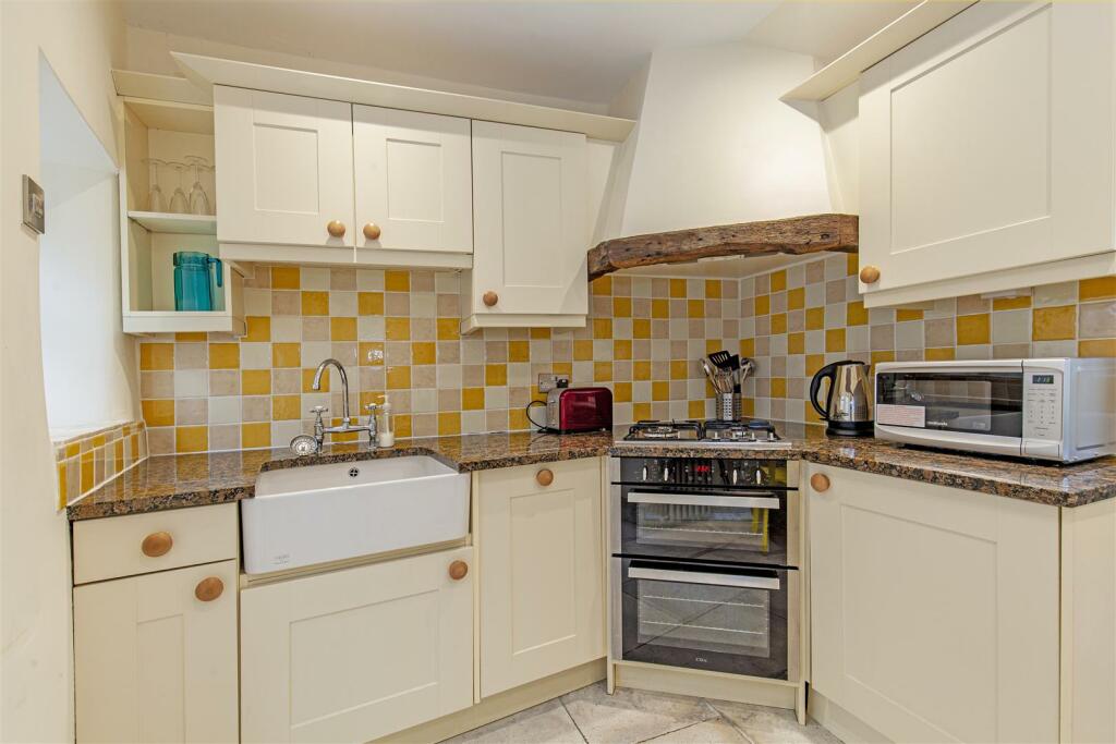 Terrace Road, Tideswell, Buxton photo 4