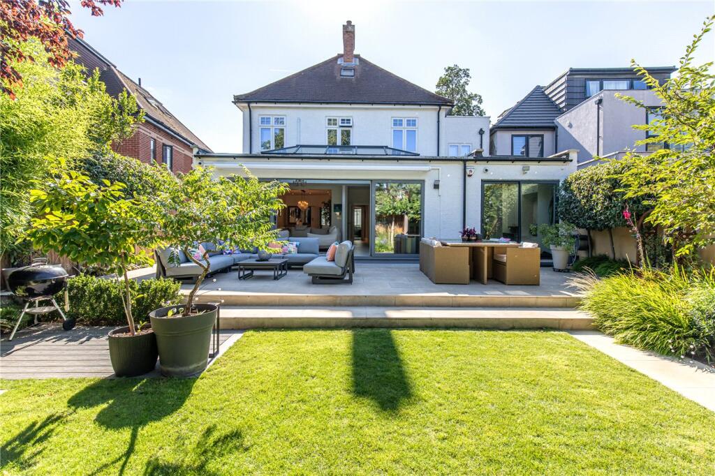 House in London - More
