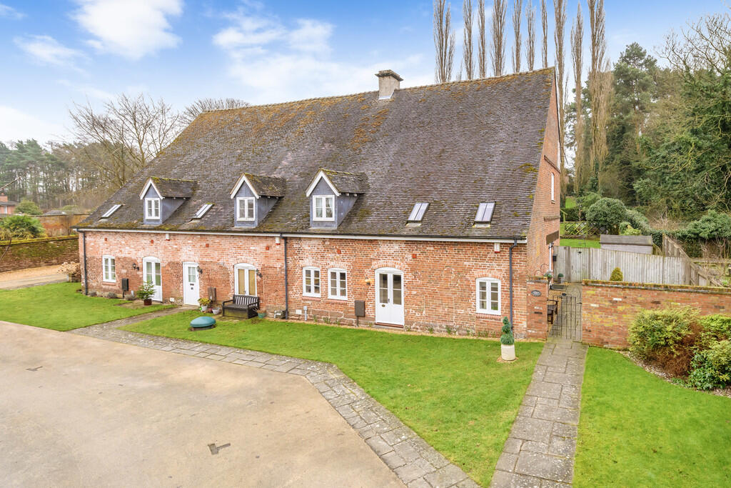 4-bed house on Longford, Newport, £525,000