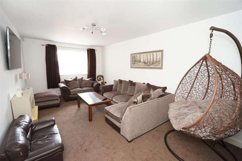 House in Bolton, Heaton - View 5