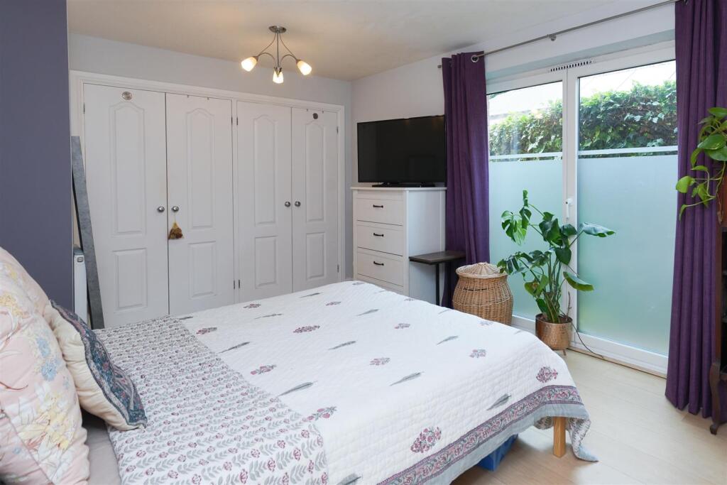 Wilhelmina Close, Leamington Spa photo 4