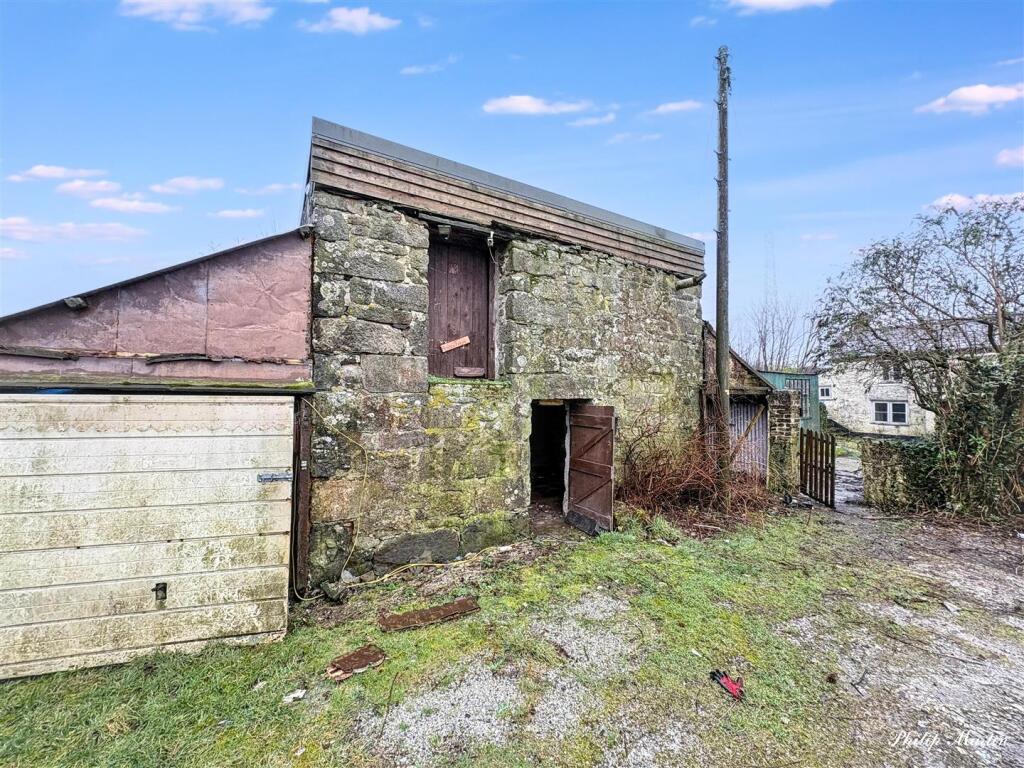 Carbis, Nr. Roche photo 3