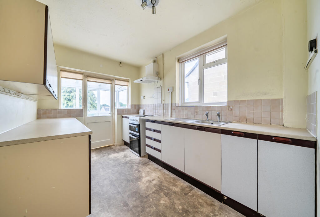 House in Bath - View 5