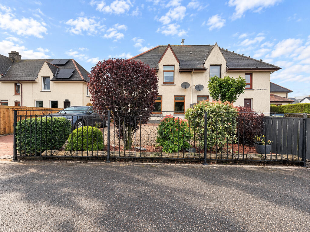 House in Perth - More