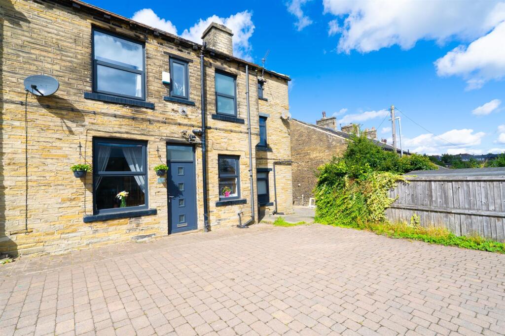 2-bed terraced on West Street, Shelf, Halifax, £145,000