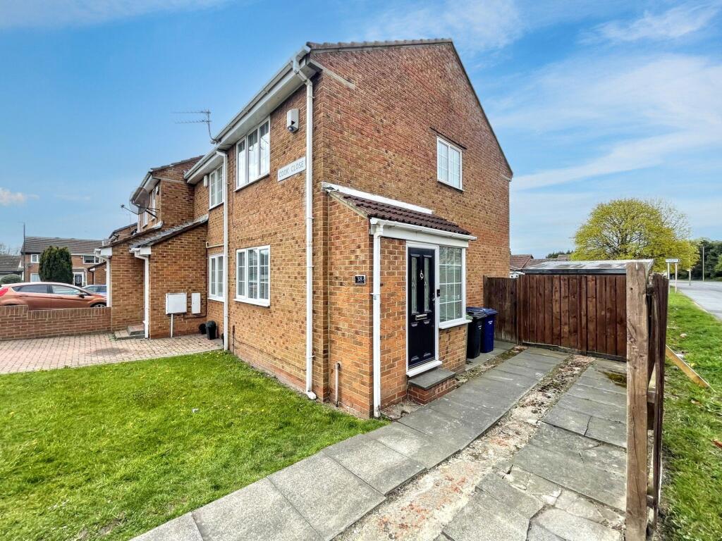 2-bed terraced on Cook Close, Lyton park, South Shields, Tyne and Wear, NE33 5DD, £135,000
