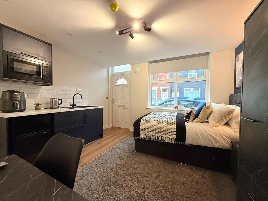 Main image of property: Room 1, Bridge Street