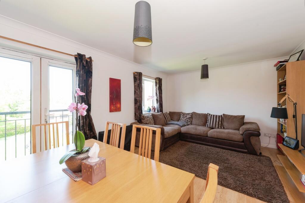 Varsity Drive, Twickenham, TW1 - View 6