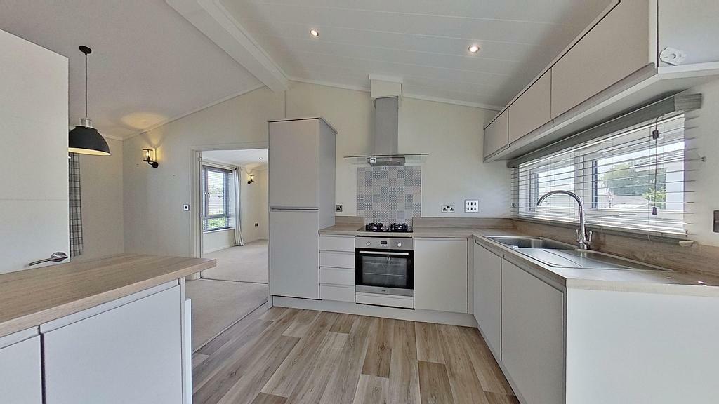 Rhododendron Close, Herne Bay, CT6 6FD photo 3