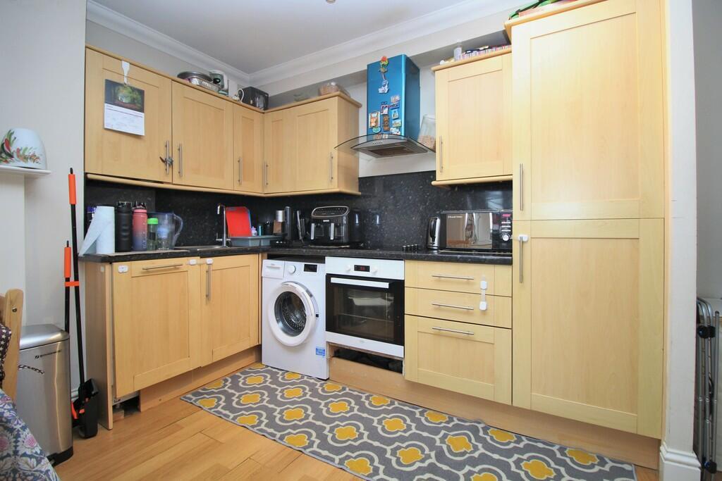 Apartment in Brighton - More