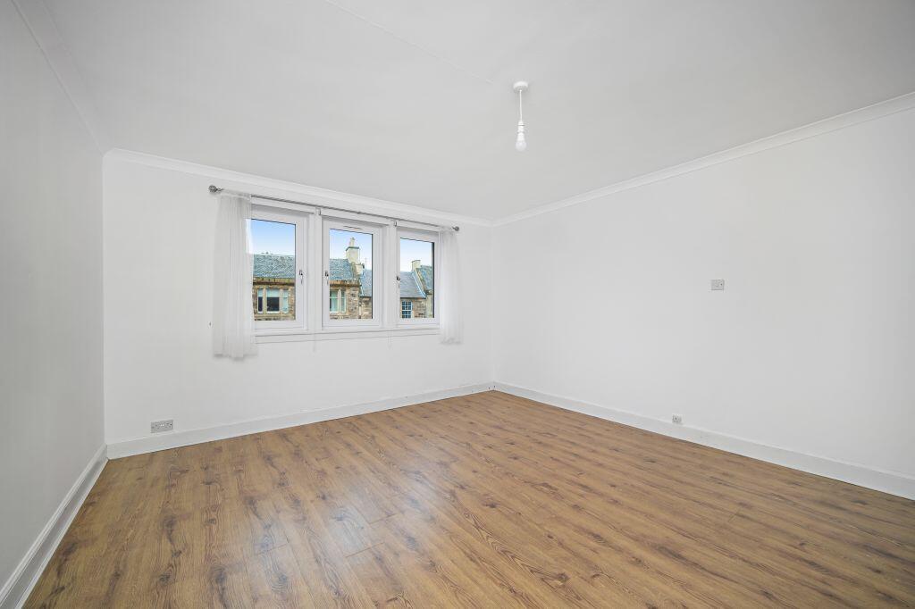 Apartment in Edinburgh - More