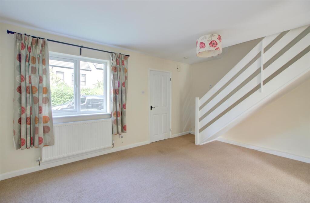 34 Burnham Road, Malmesbury photo 2