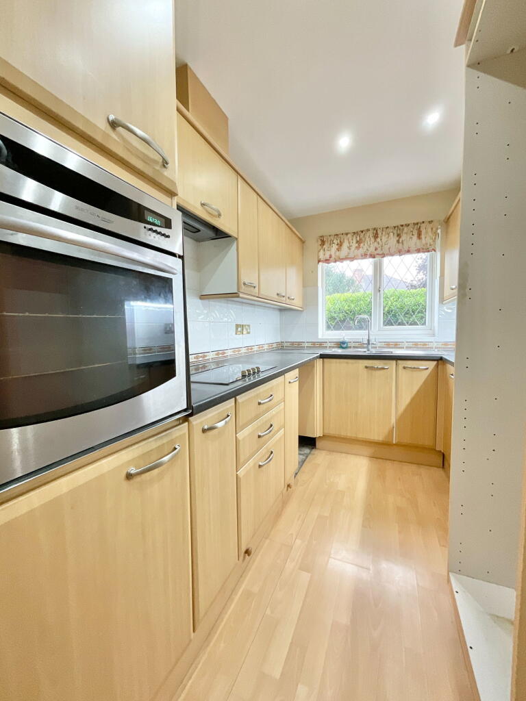 Apartment in Preston - More