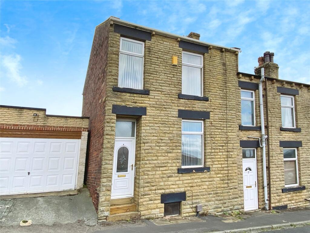 Main image of property: Earl Street, Chickenley, Dewsbury, WF12