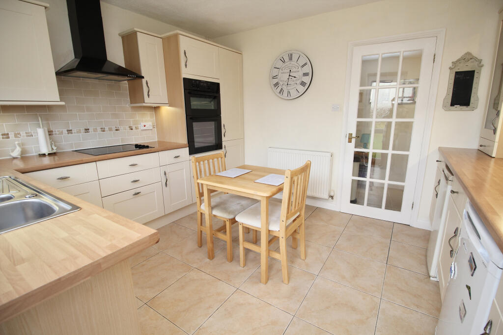 Additional image 7 of Burley Gardens, Street