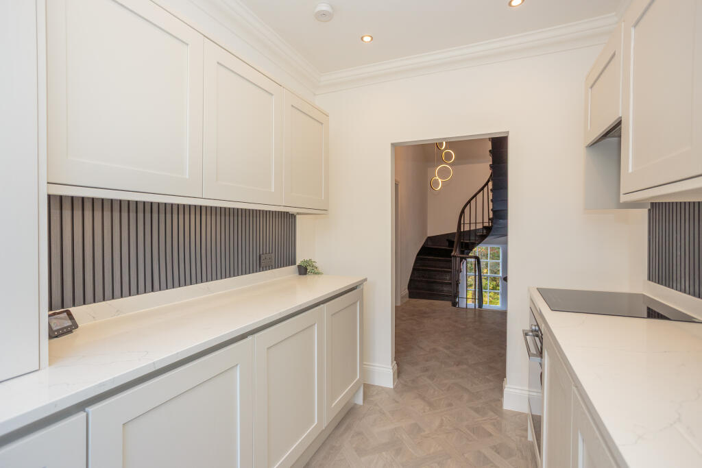 Apartment in Dumfries - View 3