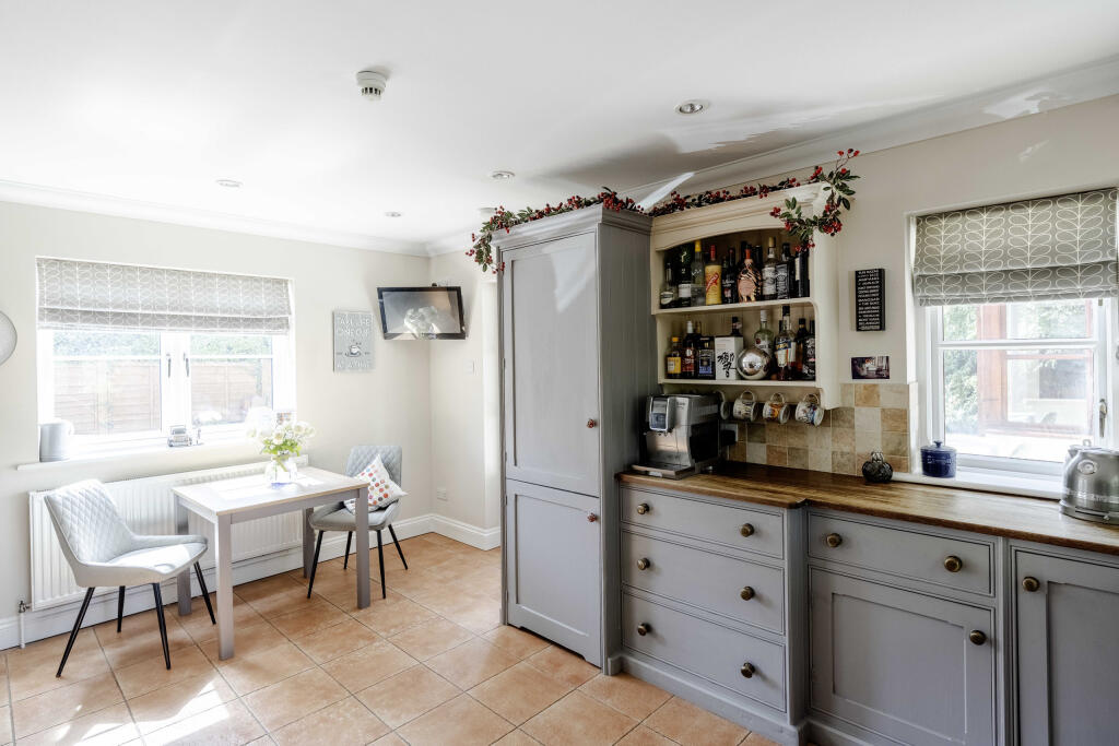 House in Bristol, North Somerset - View 5