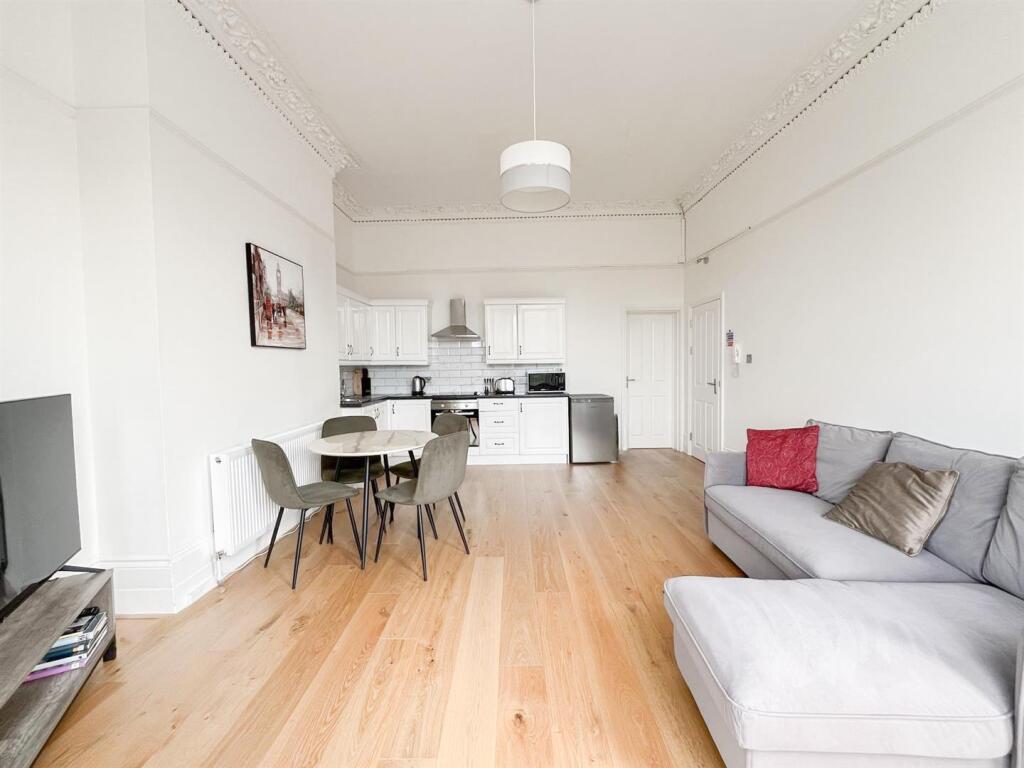 Apartment in Tonbridge - View 5