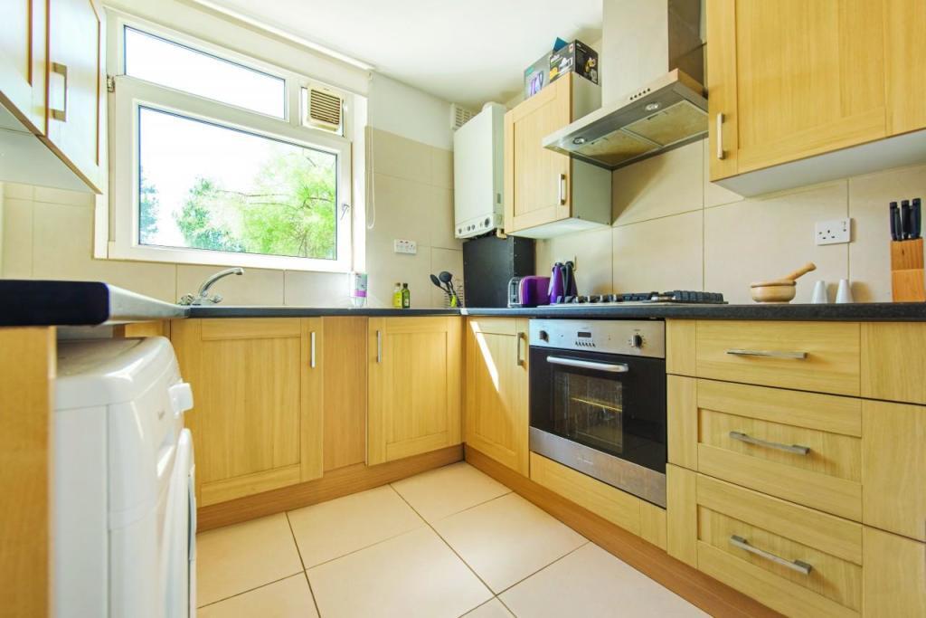 Apartment in London - View 4