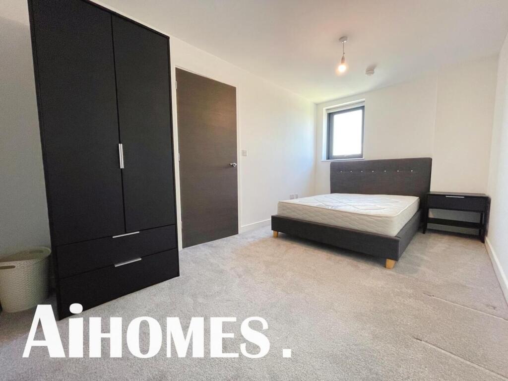 Apartment in Manchester - View 4
