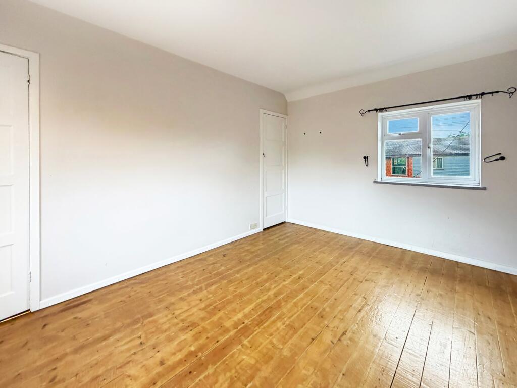 Brays Meadow, Hyde Heath, Amersham, HP6 - More