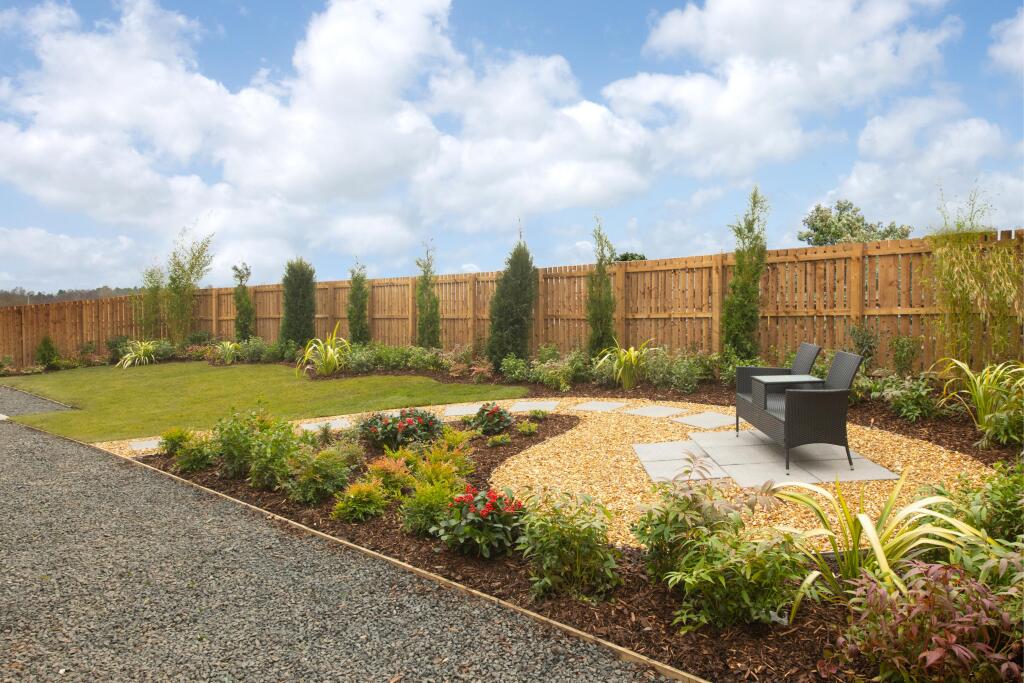 House in Motherwell, North Lanarkshire - More