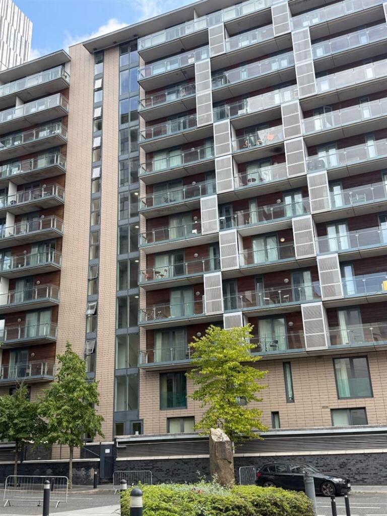 1-bed apartment on Blackfriars Road, Salford, £120,000