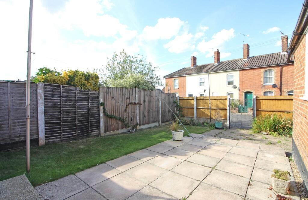 Greenway Close, North Walsham photo 3
