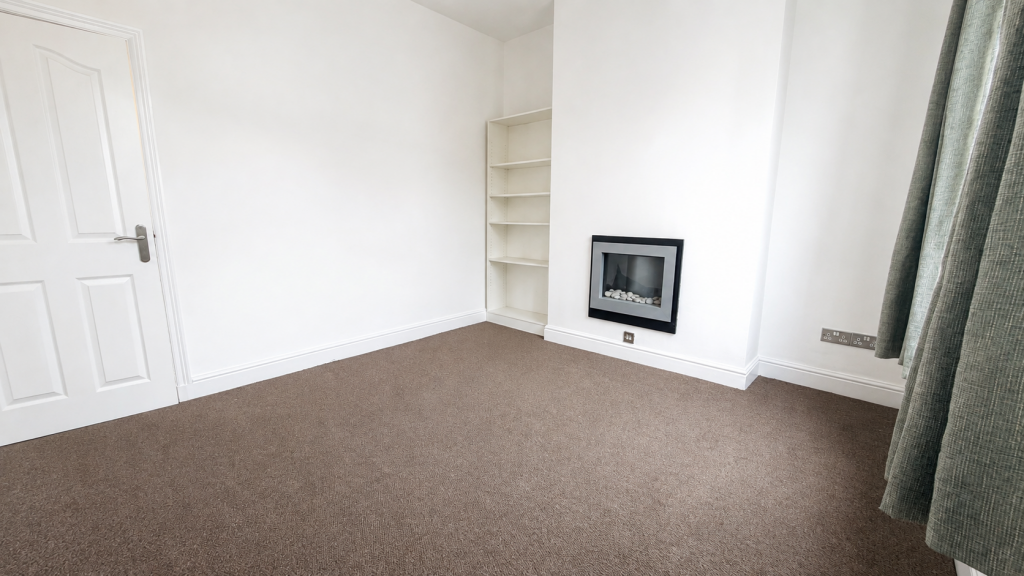House in Stockport, Heaton Norris, Edgeley - View 4