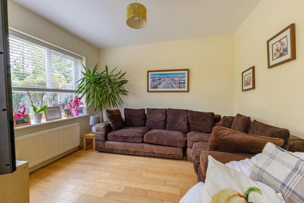 House in South Oxfordshire, Binfield Heath - View 5
