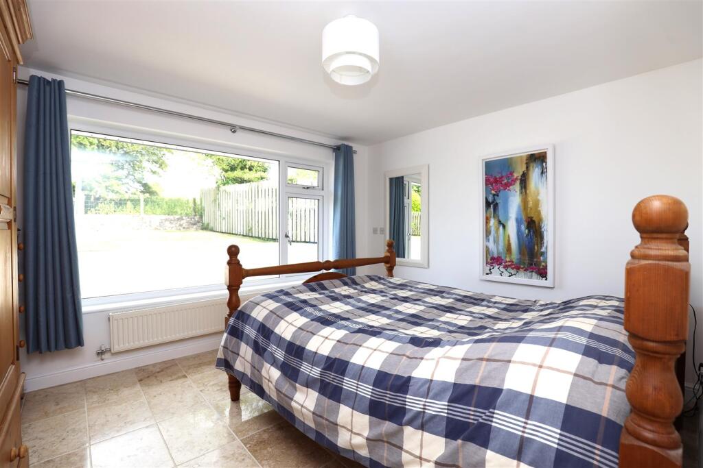 House in St Brides Major, St. Brides Major - More