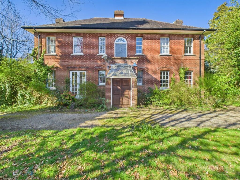 Main image of property: Rectory Park, Sanderstead