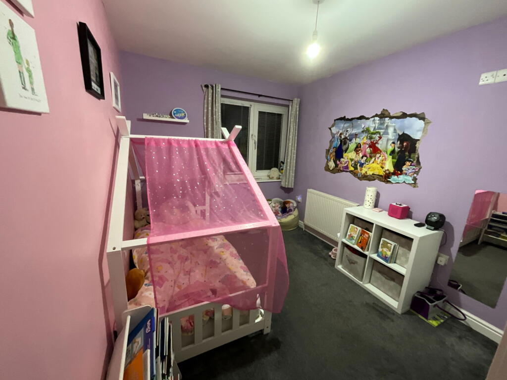 Additional image 11 of HALESOWEN, Abberley Close