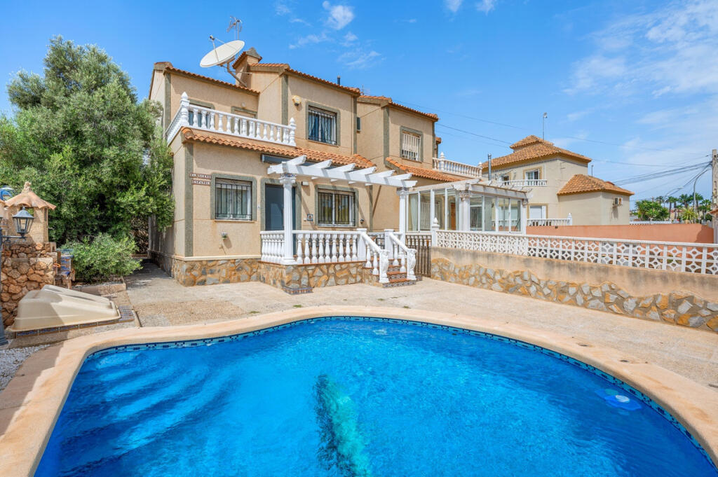 Main image of property: Valencia, Alicante, Villamartin