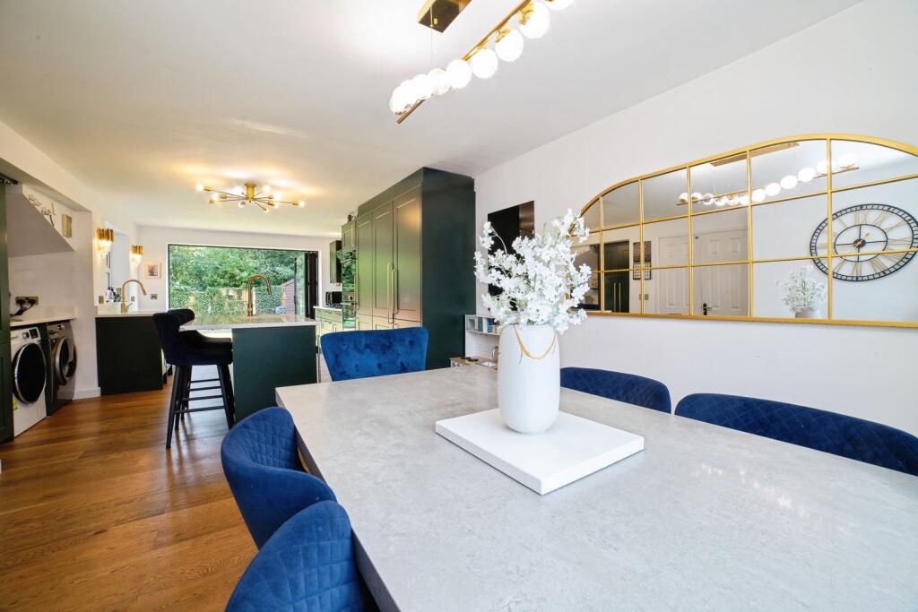 House in Ashfield, Sutton in Ashfield, Nottinghamshire - View 4