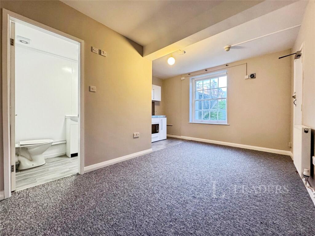 Apartment in Norwich - View 4